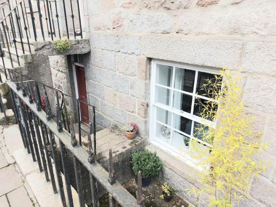 Granite Getaways - The Terrace Below Aberdeen Esterno foto
